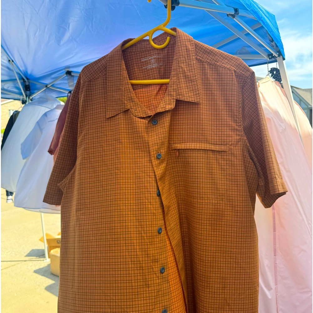 Men’s button down